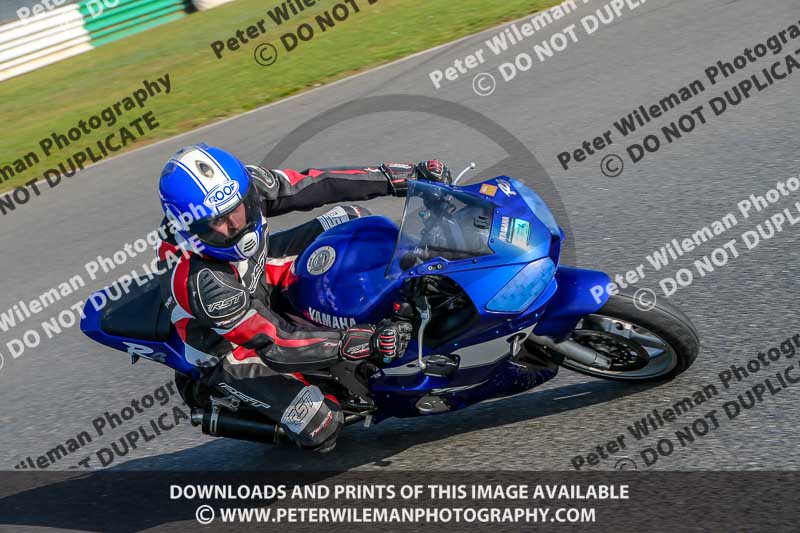 PJM Wedding Photography;enduro digital images;event digital images;eventdigitalimages;mallory park;mallory park photographs;mallory park trackday;mallory park trackday photographs;no limits trackdays;peter wileman photography;racing digital images;trackday digital images;trackday photos